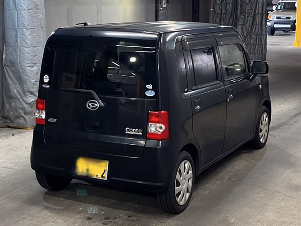 DAIHATSU MOVE CONTE