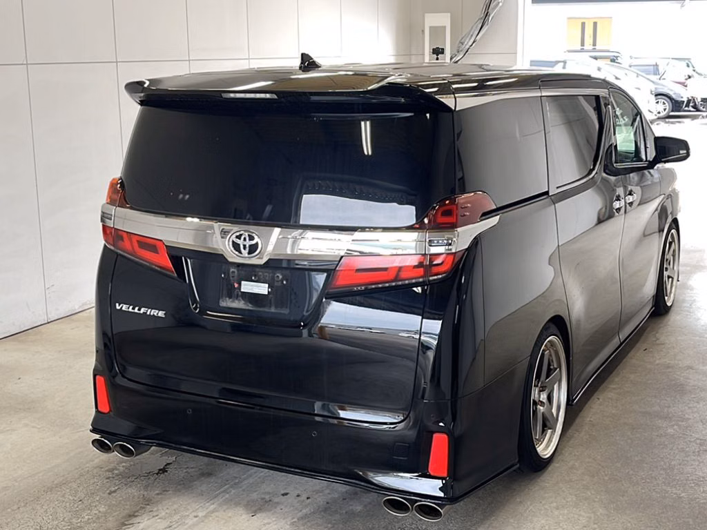 TOYOTA VELLFIRE
