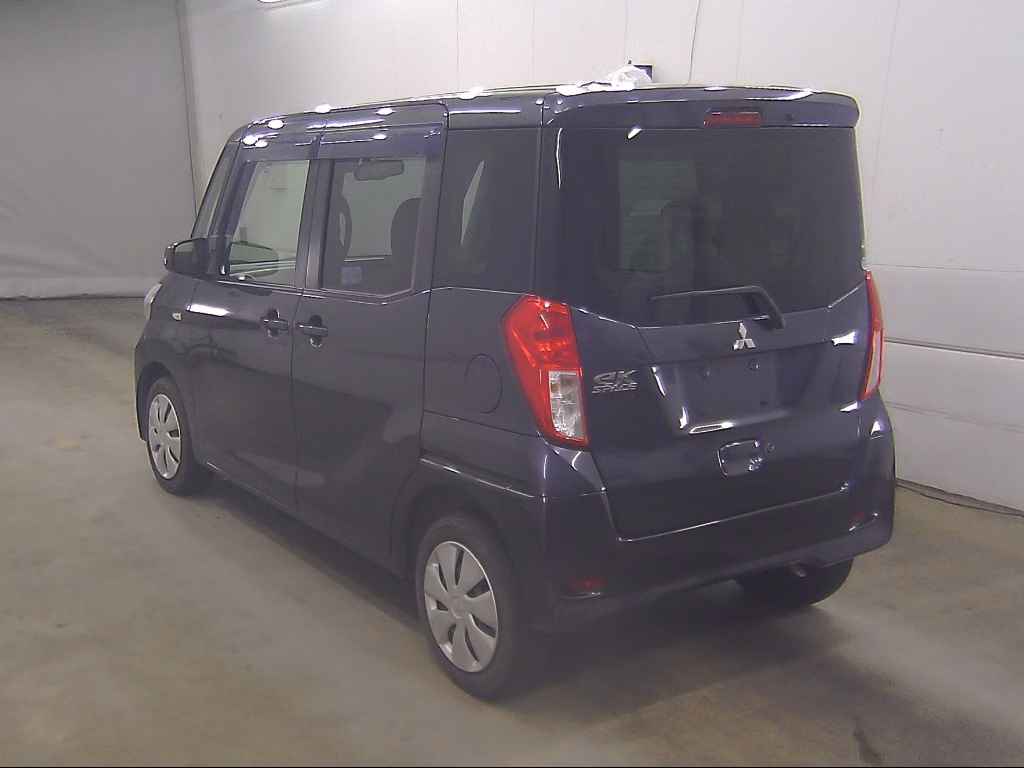 MITSUBISHI EK SPACE