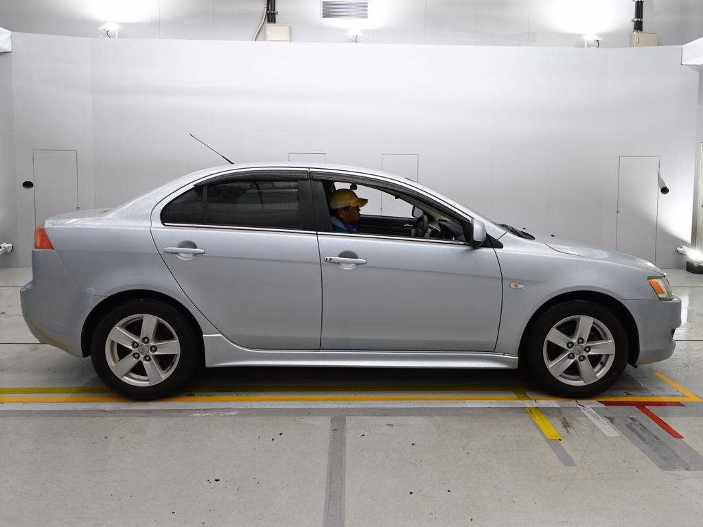 MITSUBISHI GALANT FORTIS