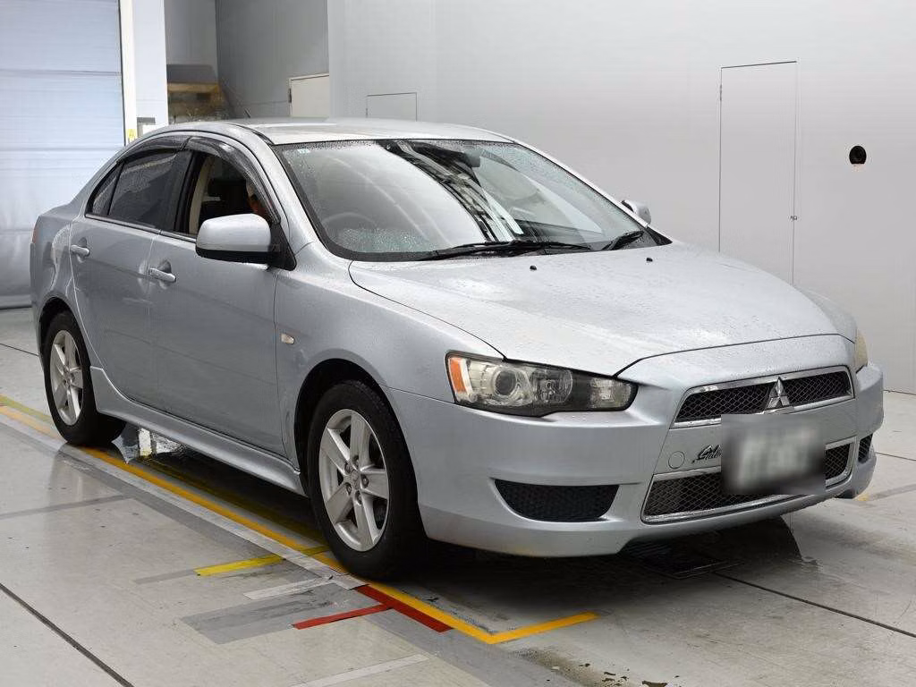 MITSUBISHI GALANT FORTIS