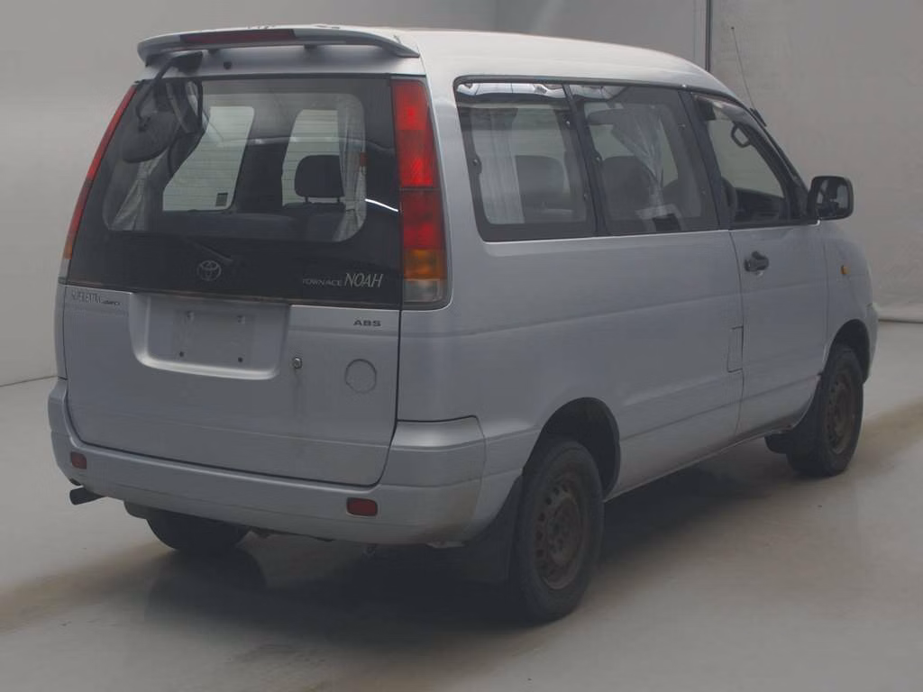TOYOTA TOWN ACE NOAH
