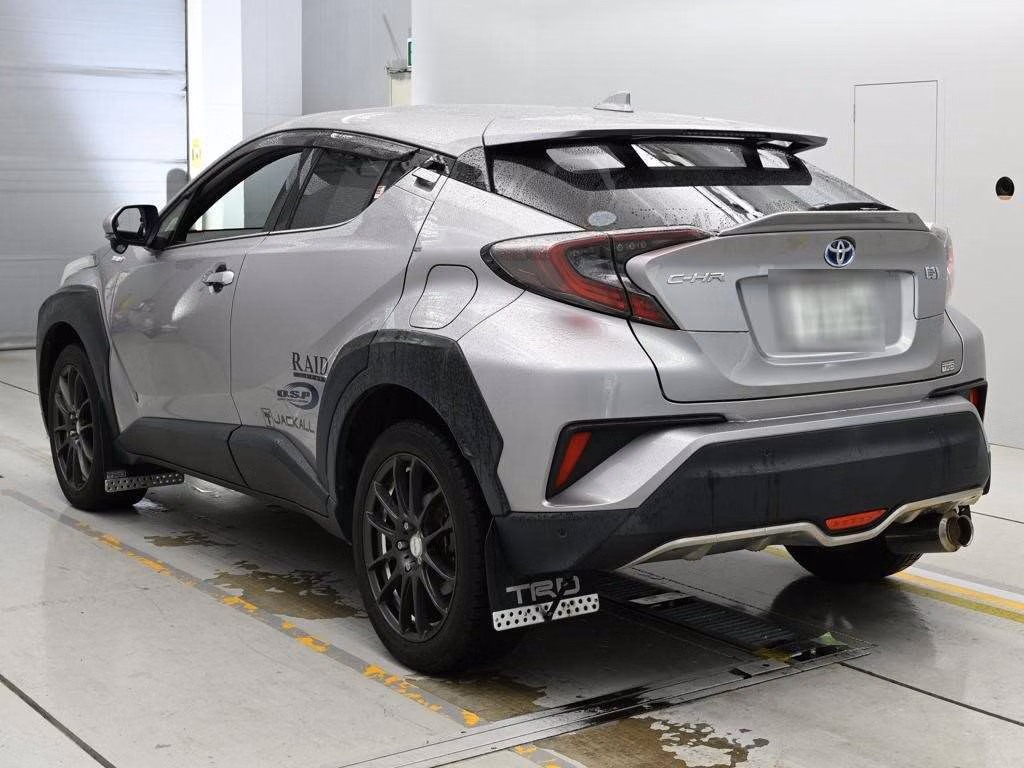 TOYOTA C-HR