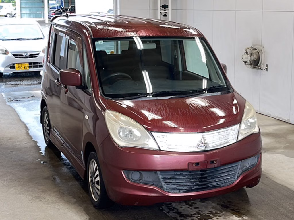 MITSUBISHI DELICA D:2