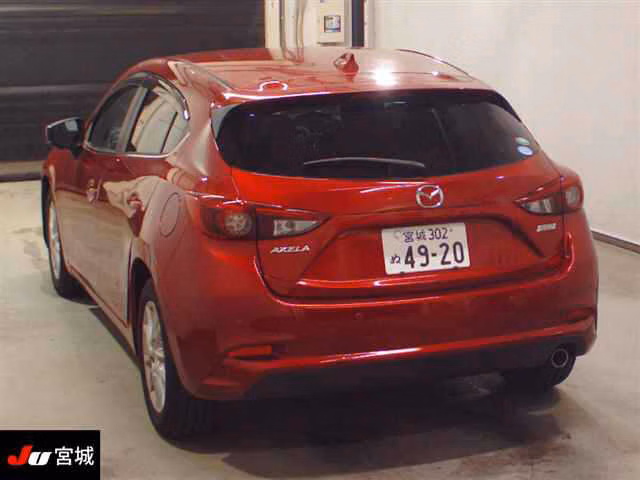 MAZDA AXELA