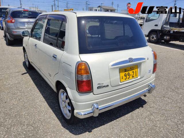 DAIHATSU MIRA GINO