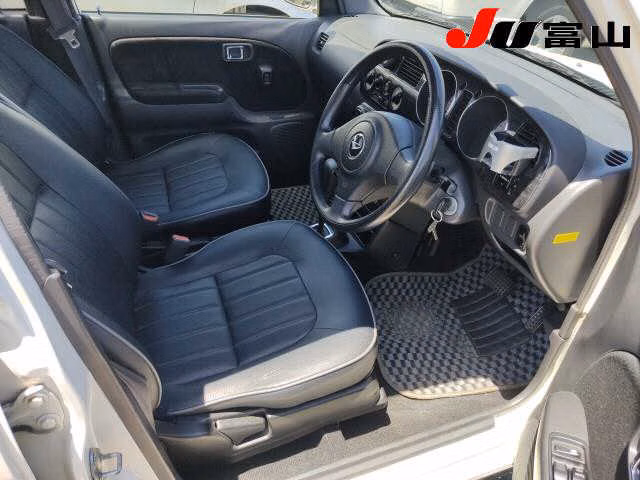 DAIHATSU MIRA GINO