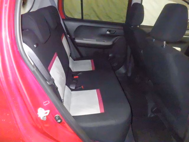 DAIHATSU BOON