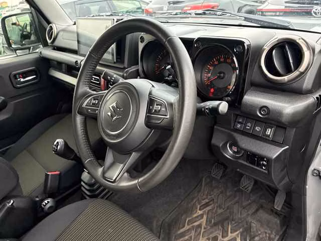 SUZUKI JIMNY SIERRA