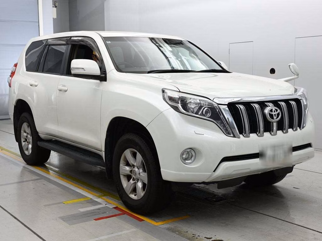 TOYOTA LAND CRUISER PRADO