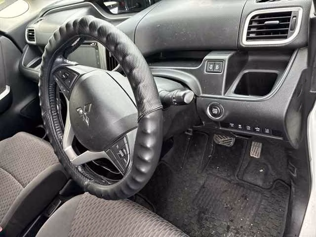 MITSUBISHI DELICA D:2