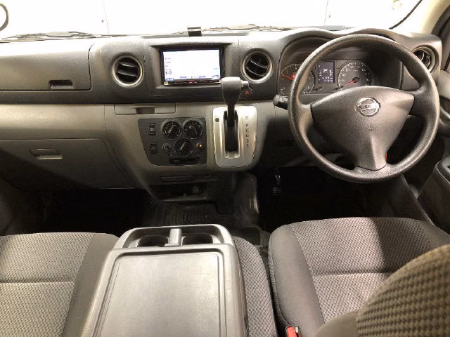 NISSAN NV350 CARAVAN