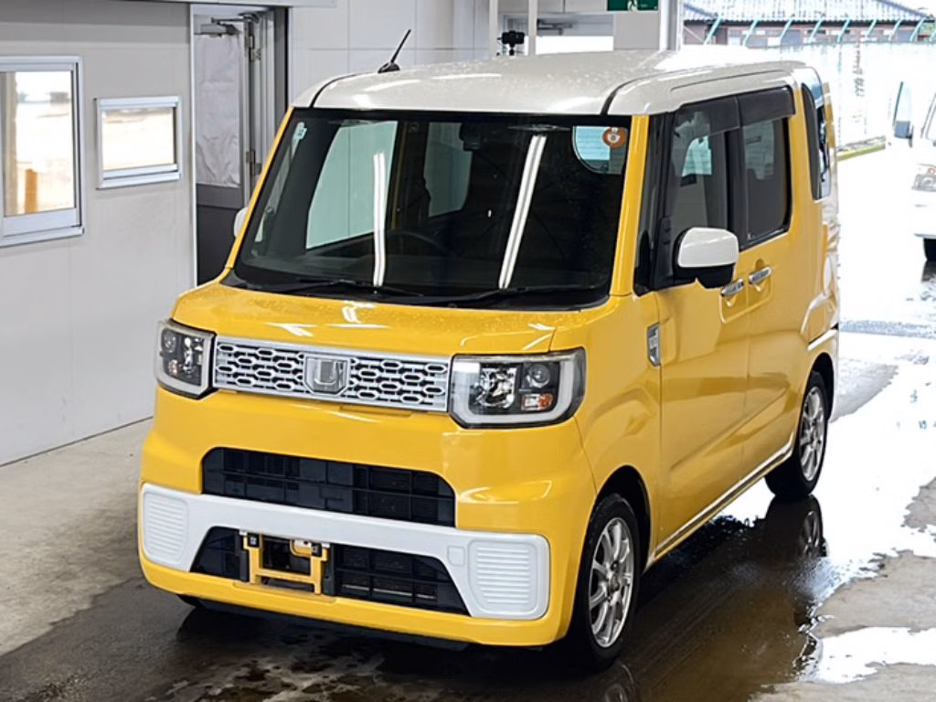 DAIHATSU WAKE