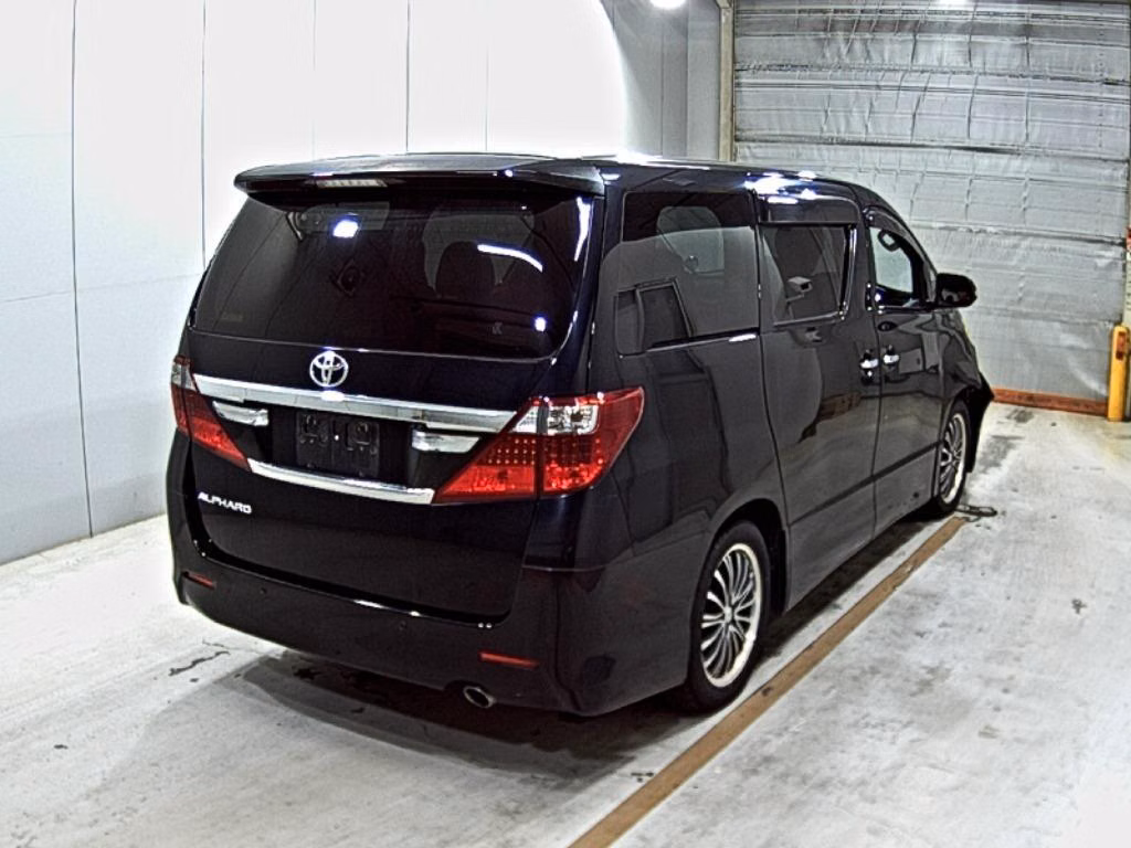 TOYOTA ALPHARD