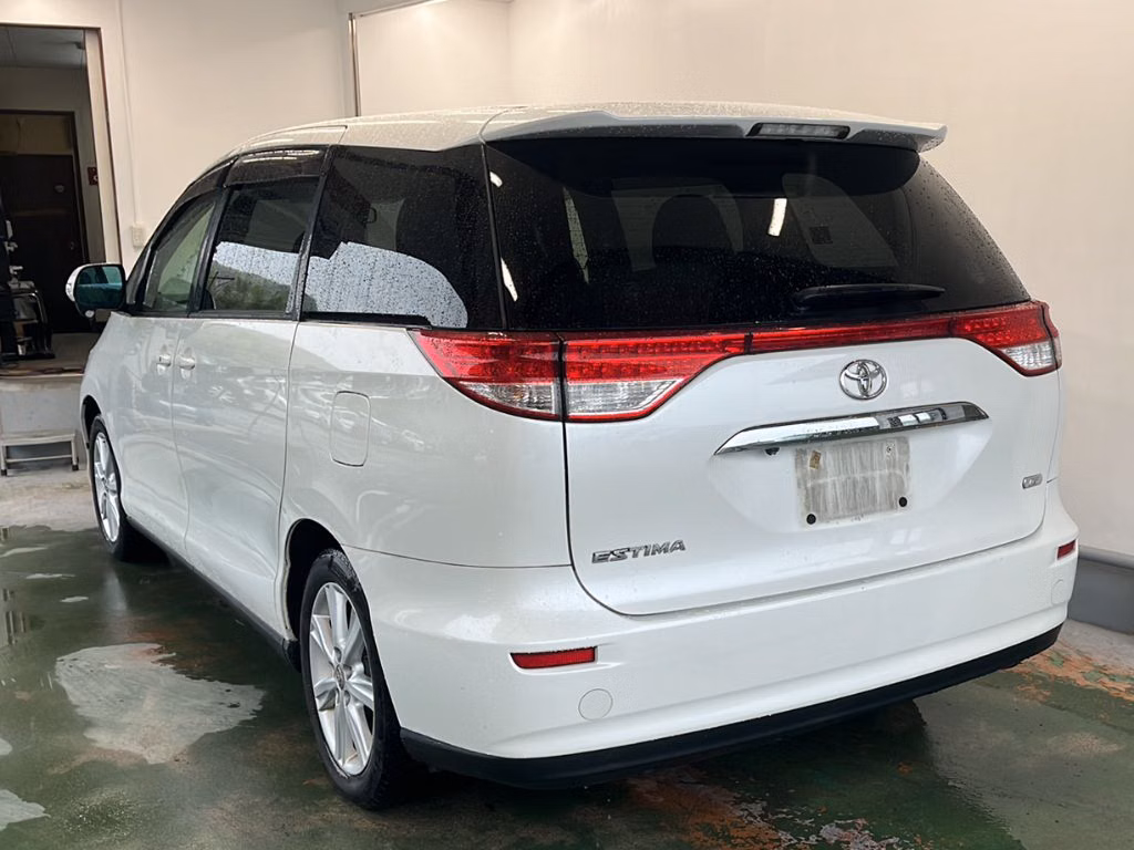 TOYOTA ESTIMA