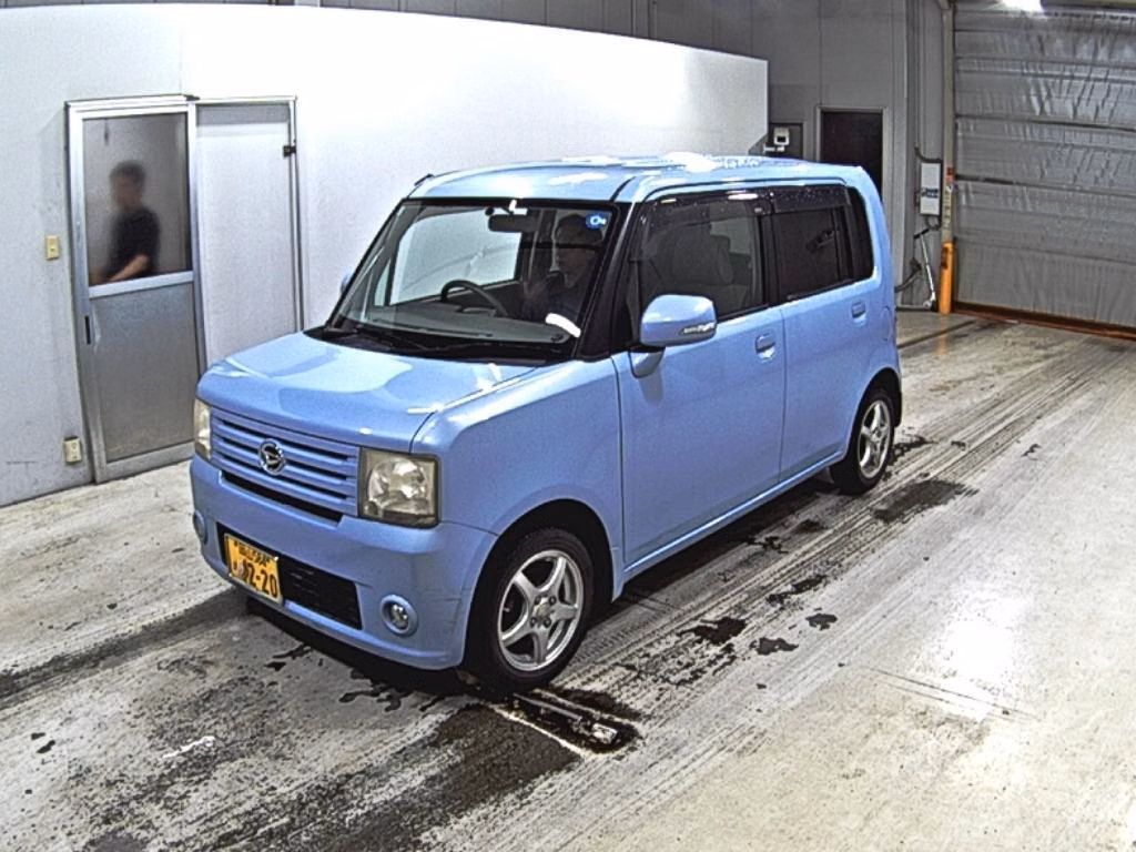 DAIHATSU MOVE CONTE