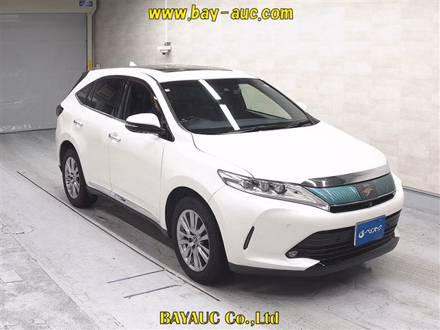 TOYOTA HARRIER