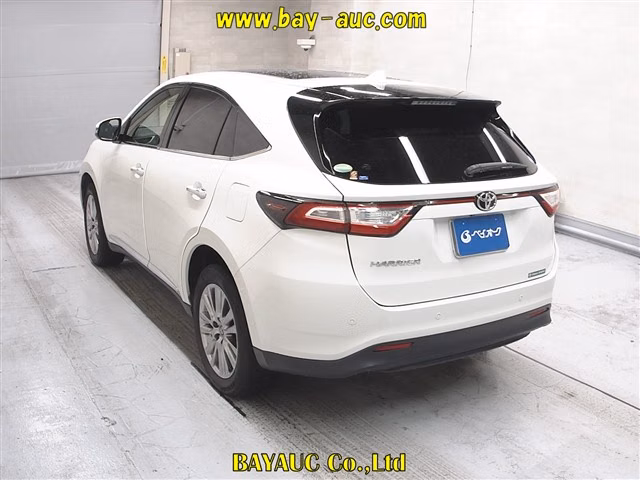 TOYOTA HARRIER