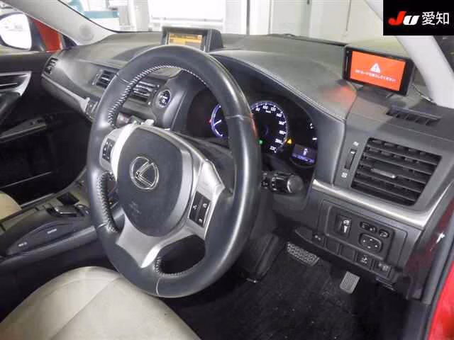 LEXUS CT200H