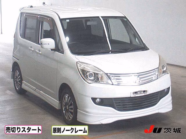 MITSUBISHI DELICA D:2