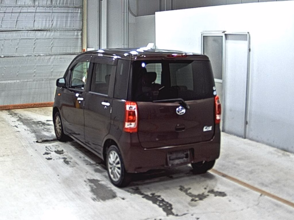 DAIHATSU TANTO EXE