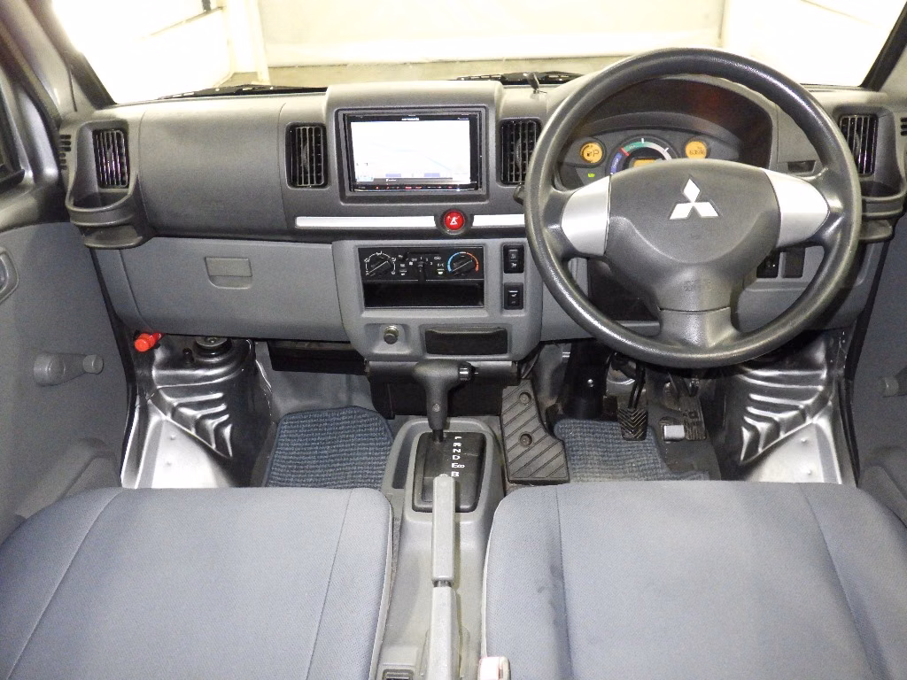 MITSUBISHI MINICAB MIEV