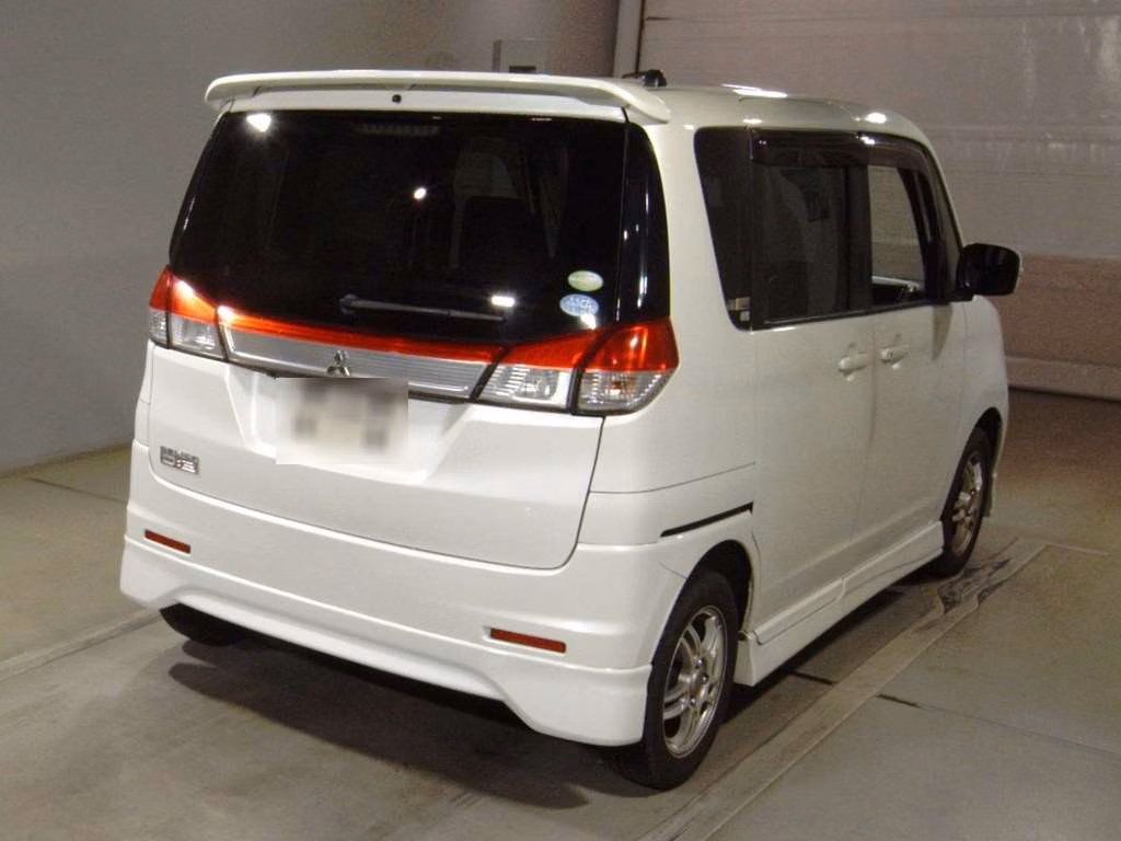 MITSUBISHI DELICA D:2