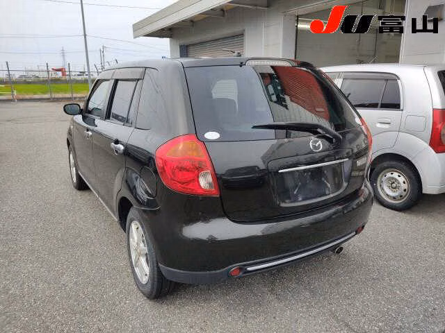 MAZDA VERISA