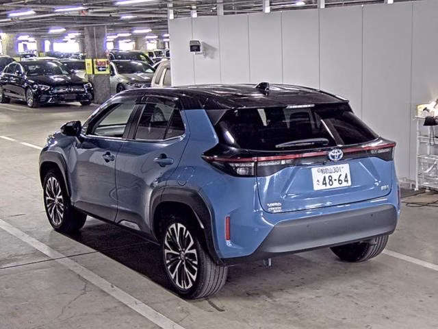 TOYOTA YARIS CROSS