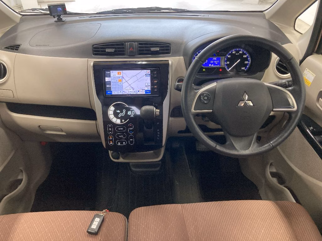MITSUBISHI EK WAGON
