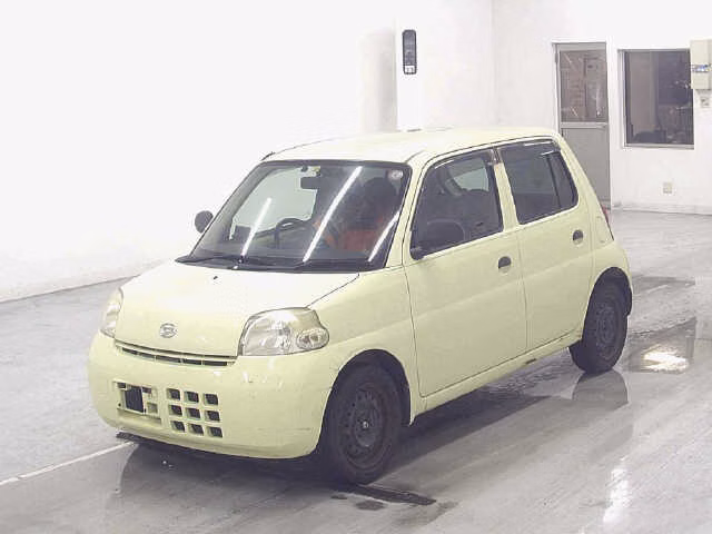 DAIHATSU ESSE