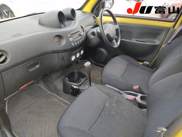DAIHATSU ESSE