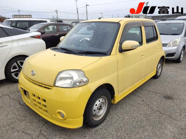 DAIHATSU ESSE