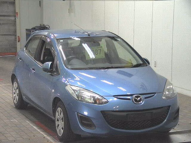 MAZDA DEMIO