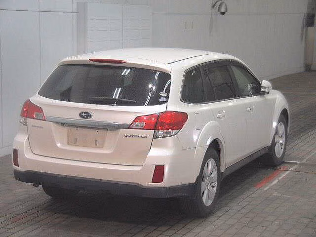 SUBARU OUTBACK