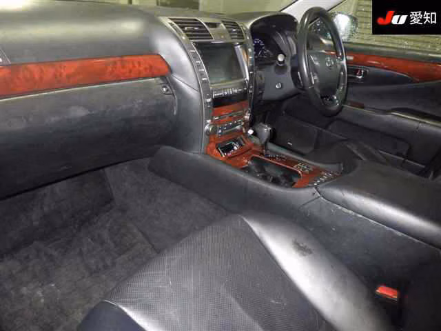 LEXUS LS600H