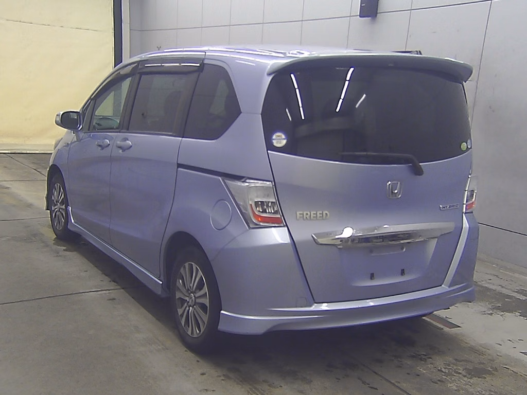 HONDA FREED