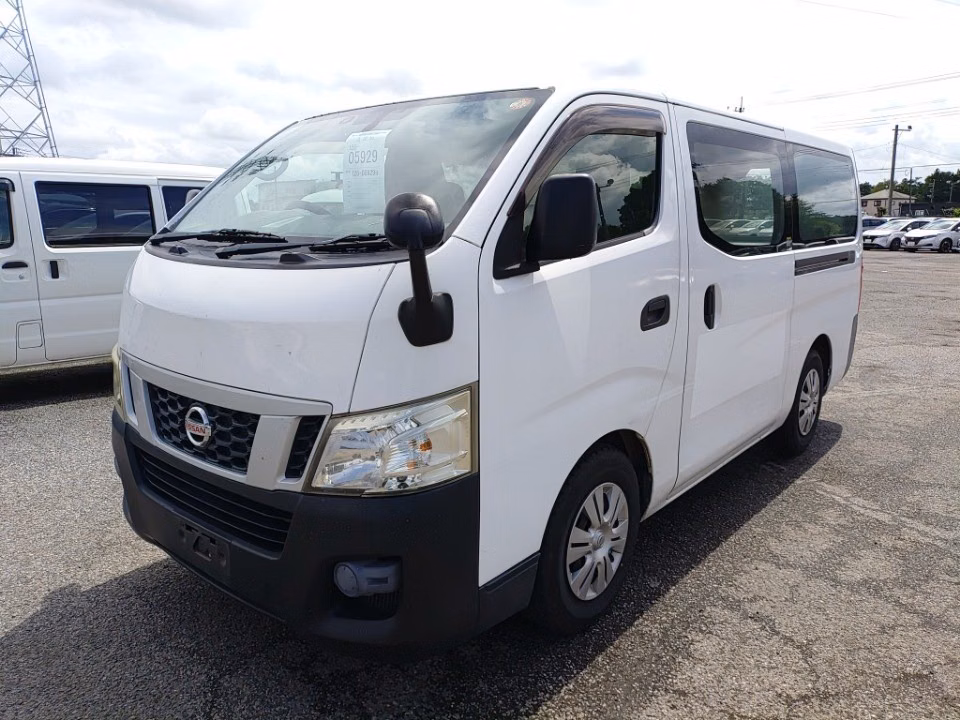 NISSAN NV350 CARAVAN