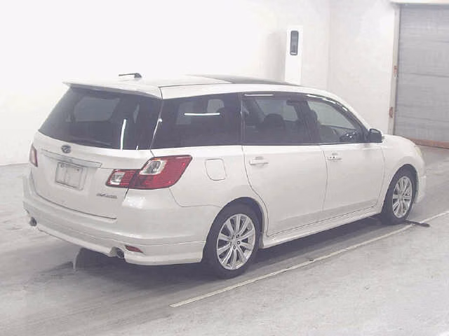 SUBARU EXIGA