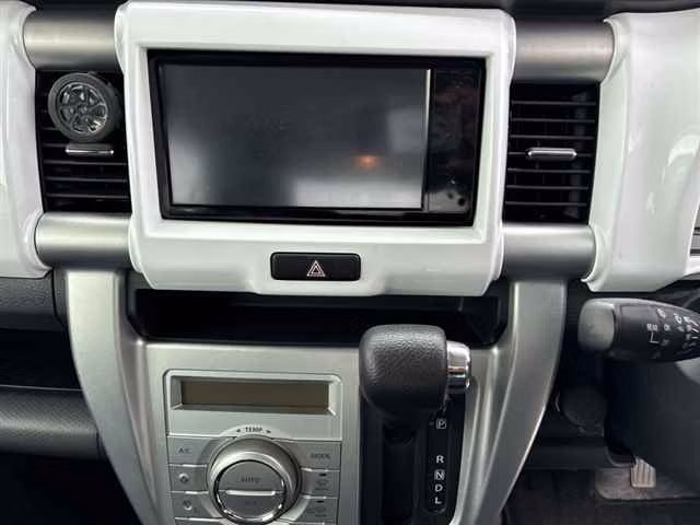 MAZDA FLAIR CROSSOVER