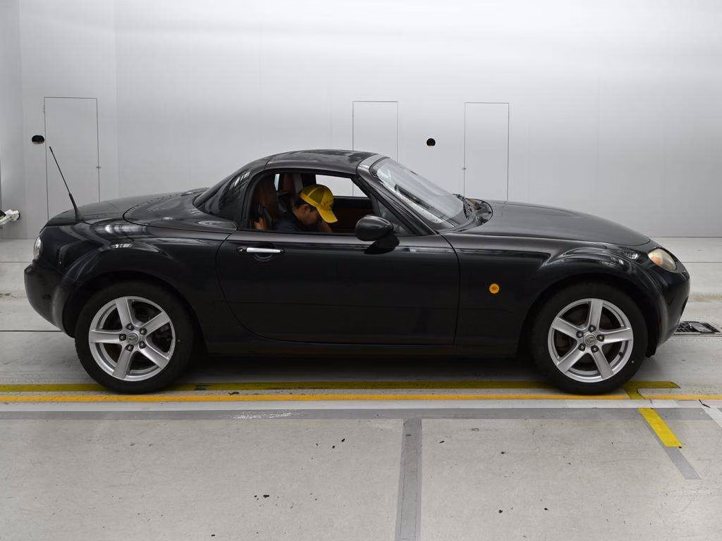 MAZDA ROADSTER