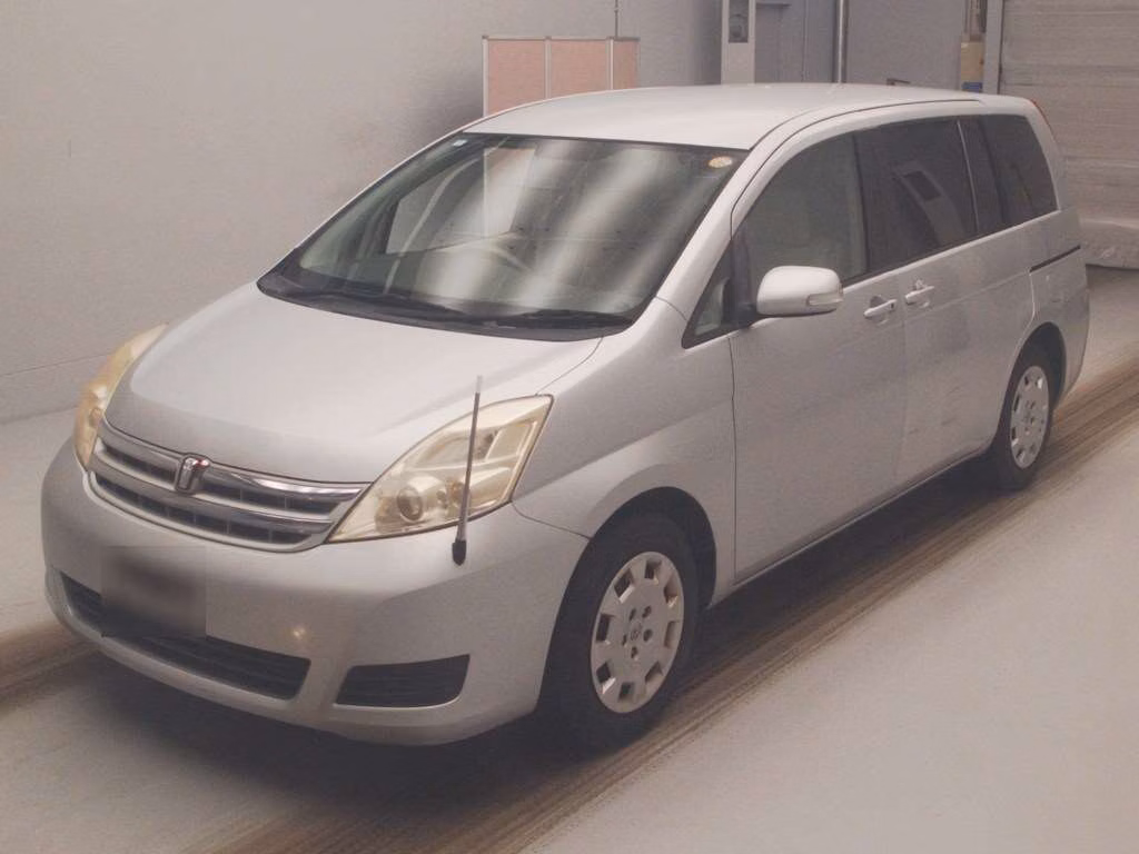 TOYOTA ISIS