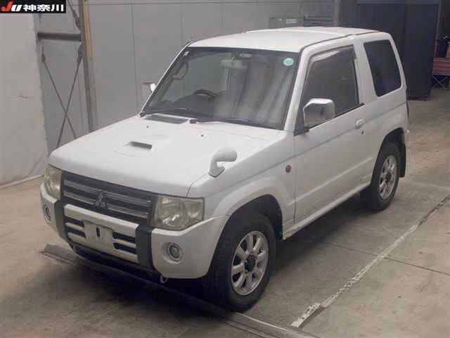 MITSUBISHI PAJERO MINI