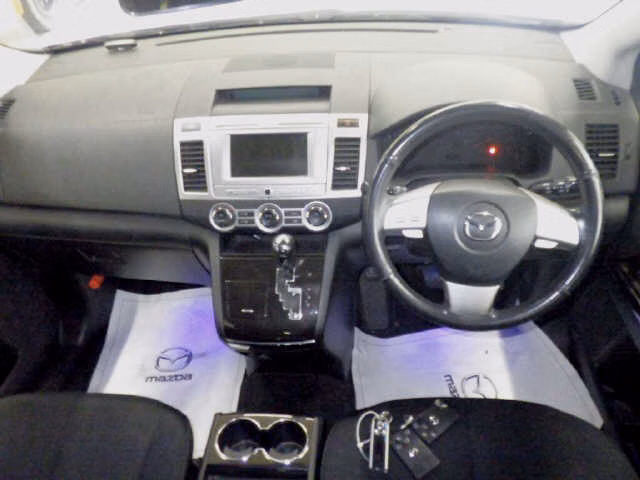 MAZDA MPV