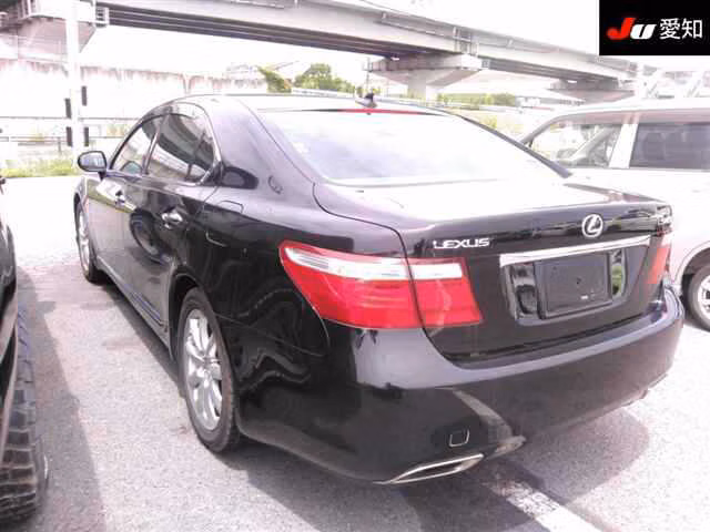 LEXUS LS460