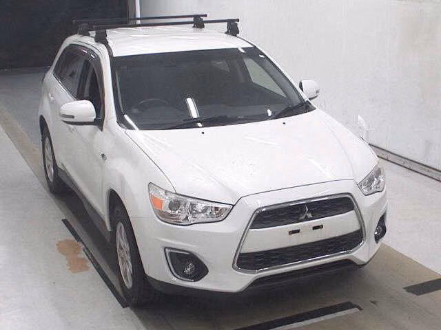 MITSUBISHI RVR