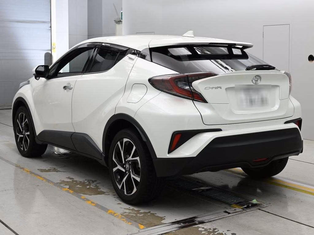 TOYOTA C-HR