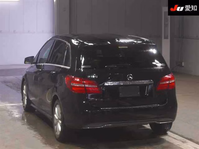 MERCEDES-BENZ B-CLASS
