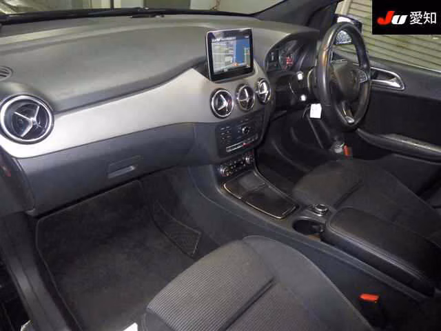 MERCEDES-BENZ B-CLASS