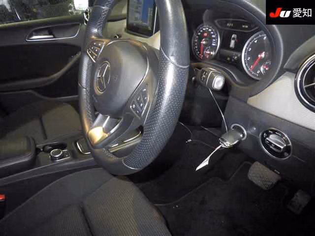 MERCEDES-BENZ B-CLASS